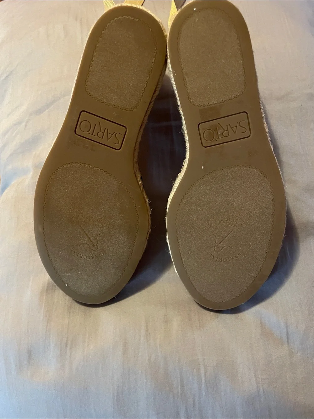 NWOT Sarto by Franco Sarto Casey Wedge Espadrilles in Gold Size 8M